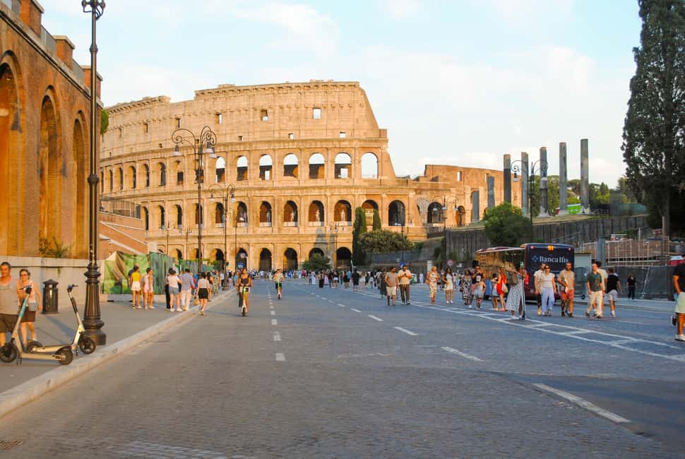 Rome: Colosseum, Forum & Palatine Hosted Entry Experience - What to bring (and what to leave behind)