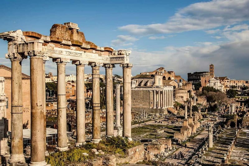 Rome: Colosseum & Forum Small Group Tour with Palatine Hill - Inside the Colosseum: Gladiator History on the First Two Tiers