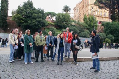 Rome: Colosseum & Forum with Audio Guide App -Optional Arena - Meeting point and finding your way: don’t lose time before you start