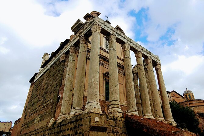 Rome: Colosseum Guided Tour with Roman Forum and Palatine hill - Stop 2: Roman Forum—how you get “oriented” fast