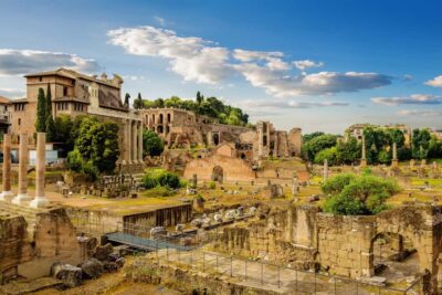 Rome: Colosseum, Palatine Hill, and Forum Guided Experience - Entering the Colosseum: skip-the-line and headsets