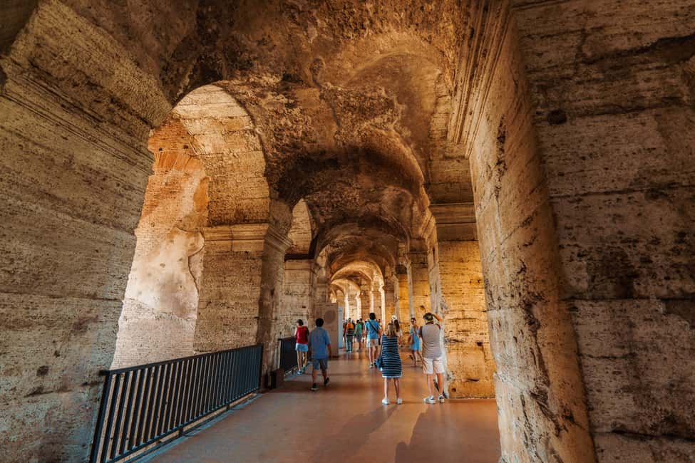 Rome: Colosseum, Palatine Hill, and Forum Guided Experience - Roman Forum and Palatine Hill at twilight: what to look for