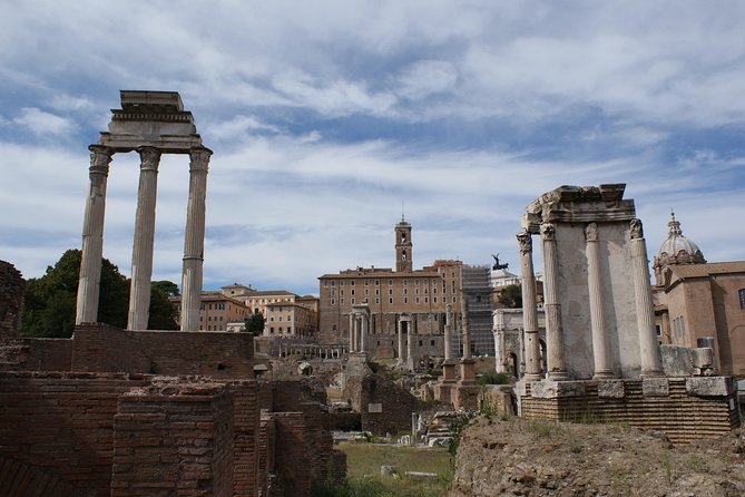 Rome: Colosseum, Roman Forum and Palatine Hill Private Tour - Palatine Hill: short climb, big payoff