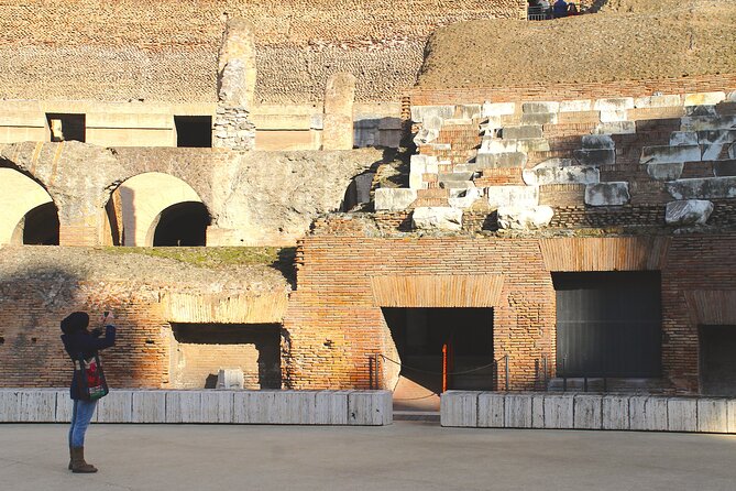 Rome: Colosseum, Roman Forum and Palatine Hill Private Tour - Guides: why the stories can make or break the visit
