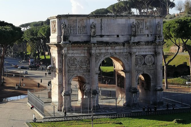 Rome: Colosseum, Roman Forum and Palatine Hill Private Tour - Price and value: what you’re paying for
