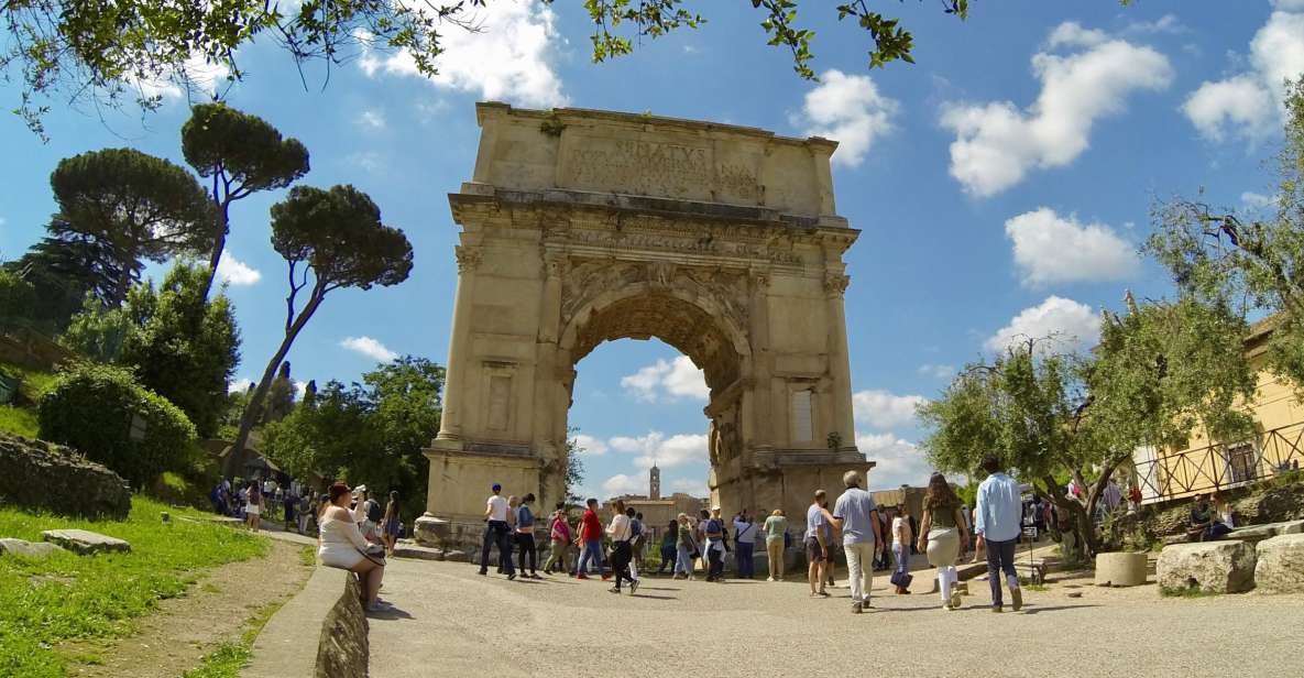 Rome: Colosseum, Roman Forum, and Palatine Hill Tour - Palatine Hill: the best views and the imperial story