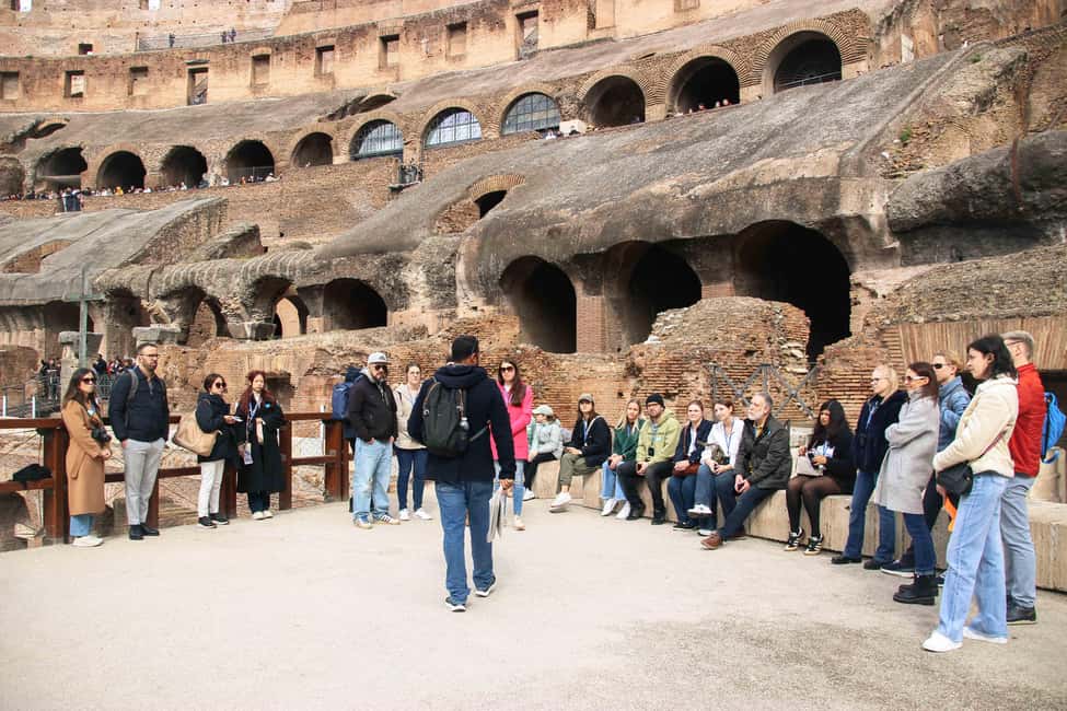 Rome: Colosseum, Roman Forum & Palatine Hill Guided Tour - Timed entry and the Arch of Constantine meeting point