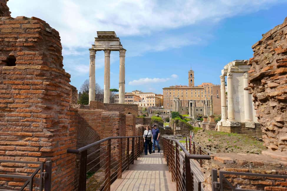 Rome: Colosseum, Roman Forum & Palatine Hill Guided Tour - Roman Forum: where politics and daily life meet