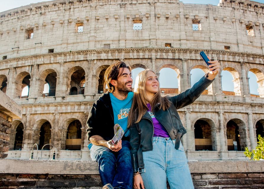 Rome: Colosseum, Roman Forum & Palatine Hill Tour - Guides, Headsets, and Group Energy: What Makes the Day Work