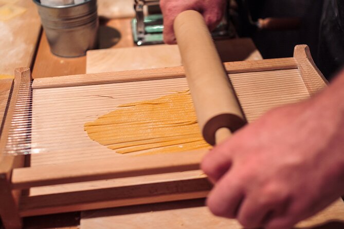 Rome Cooking Class: Make Pasta, Dine & Drink Wine With Local Chef - The two-sauce meal: how the class turns cooking into dinner