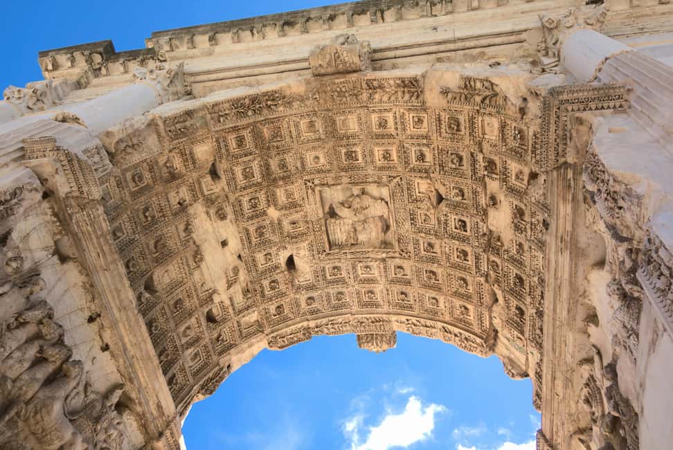 Rome: Domus Aurea Guided Tour and Virtual Reality Experience - The VR Golden Vault: what the Oculus experience adds