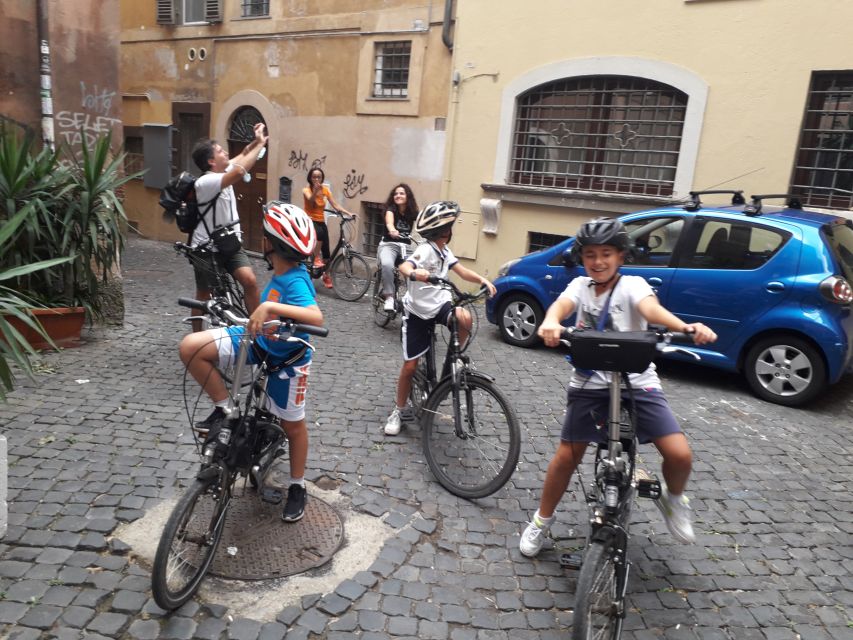 Rome: E-Bicycle Tour - Piazza di Spagna and Trevi Fountain: the photos, the flow, the timing