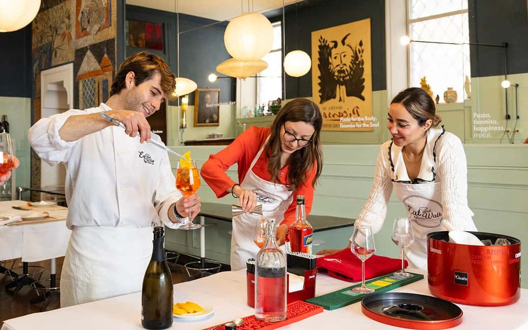 Rome: Enjoy Spritz and Pasta Making in Piazza Navona - Sauces That Pair With Your Work: Sugo al Pomodoro and Basil Pesto