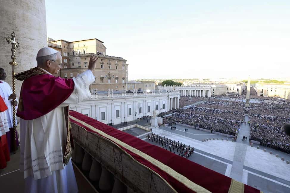 Rome: Escorted Papal Audience Experience with Entry Ticket - St. Peter’s Square and Bernini’s Double Colonnade: Why the View Feels Different