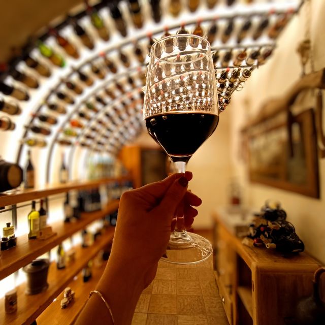 Rome Food Tasting with Wine Paring in Trastevere Experience - Slow Food Presidium choices: why small producers matter in your glass