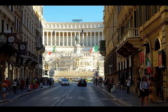 Rome Golf Cart Tour: Highlights & Must See - The driver/guide makes the difference (and the names you’ll hear)