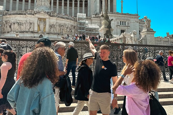 Rome: Guided Small Group Walking Tour of City Highlights - Stop 2: Trevi Fountain (About 15 Minutes)