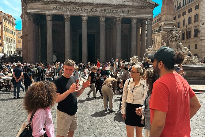 Rome: Guided Small Group Walking Tour of City Highlights - Stop 1: Monumento a Vittorio Emanuele II (About 10 Minutes)