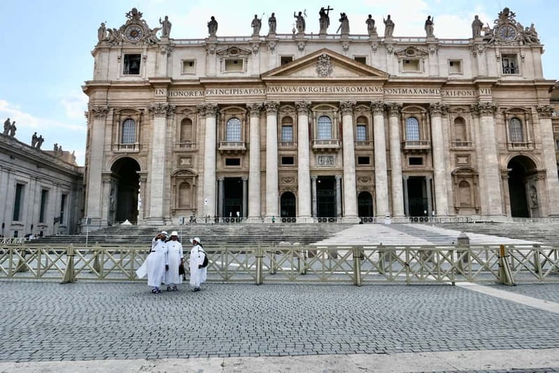 Rome: Guided Tour of St. Peter's Basilica, Grottoes & Square - Price and Value: Is $22 Worth It?