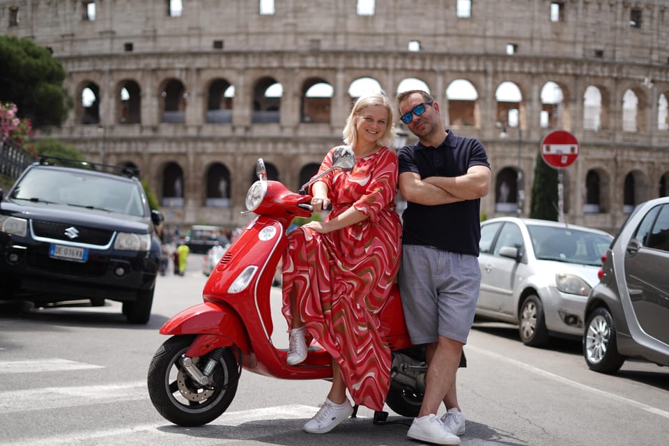 Rome: Guided Vespa Tour with Photo Stops - Colosseum Photo Stop: The Best Sort of Time Saver