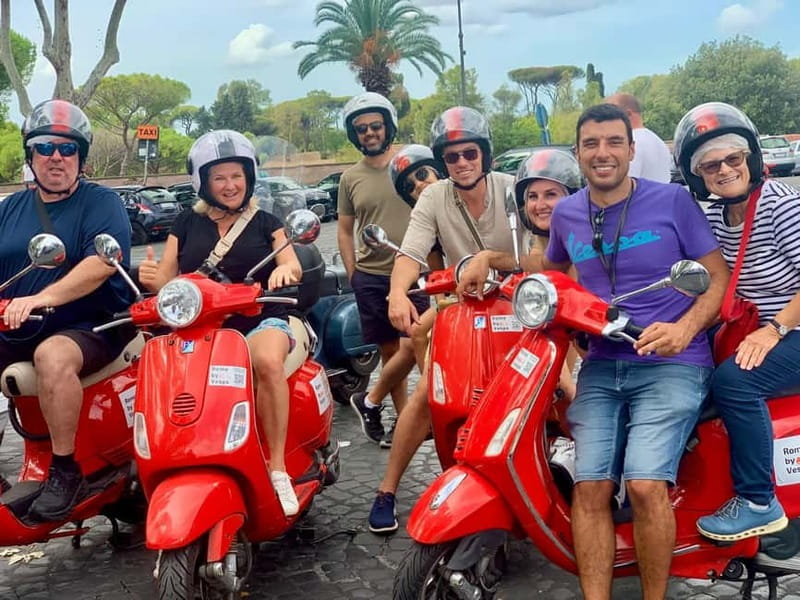 Rome: Guided Vespa Tour with Self-Drive or as a Passenger - The Route in Motion: From the Colosseum Area to Trevi and the Spanish Steps