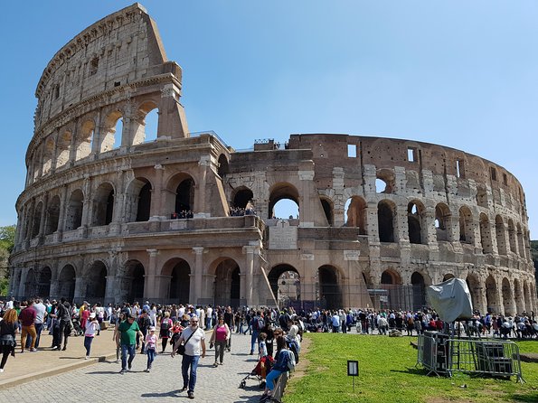 Rome Imperial Past Colosseum, Forum and Palatine Tour - A 2.5-hour route through Rome’s ancient power centers