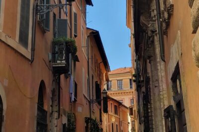 Rome Jewish Ghetto and Great Synagogue Small Group Walking Tour - Jewish Museum of Rome stop: artifacts plus the big story