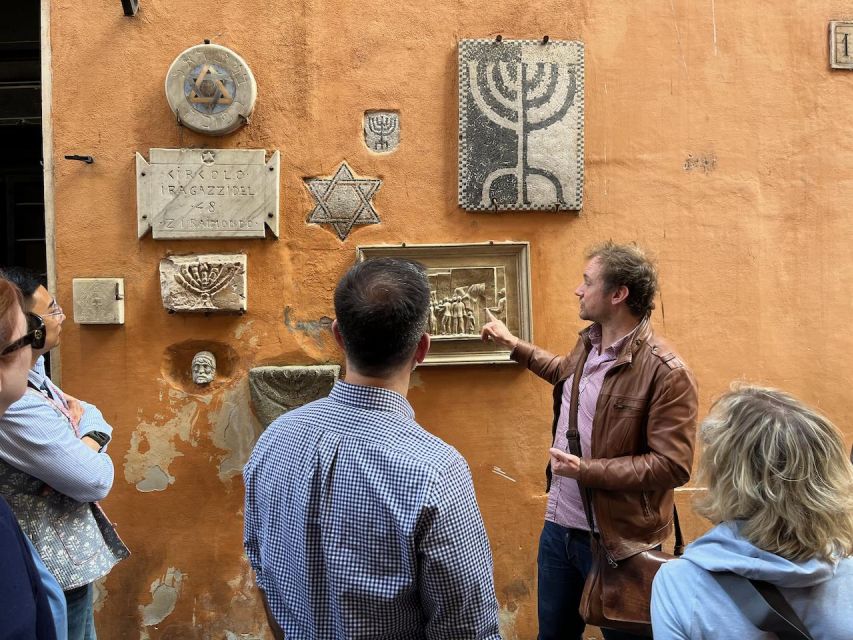 Rome: Jewish Ghetto and Trastevere Tour - The Jewish Ghetto walk: resilience you can feel in the street layout