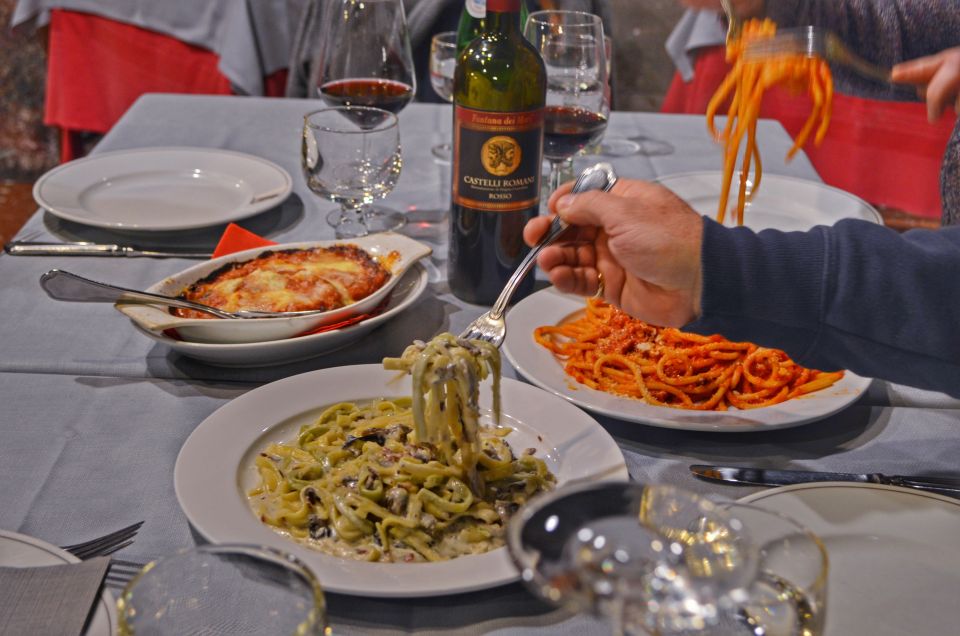 Rome: Jewish Ghetto & Campo de Fiori by Night Food Wine Tour - Starting at Piazza Mattei, then walking into the Jewish Ghetto after dark