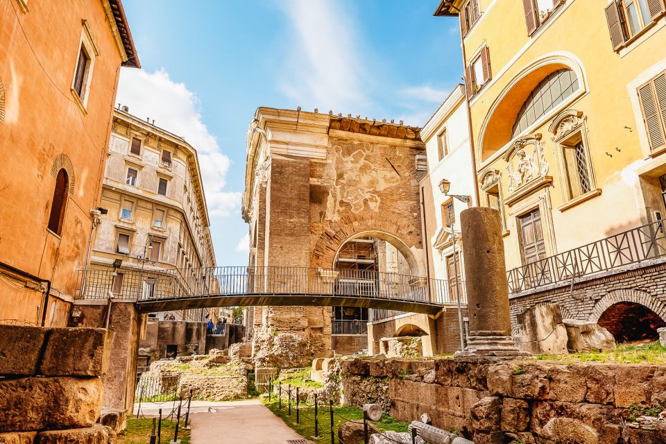 Rome: Jewish Ghetto & Campo de Fiori by Night Food Wine Tour - Campo de’ Fiori by night: medieval market energy and an easy food buzz