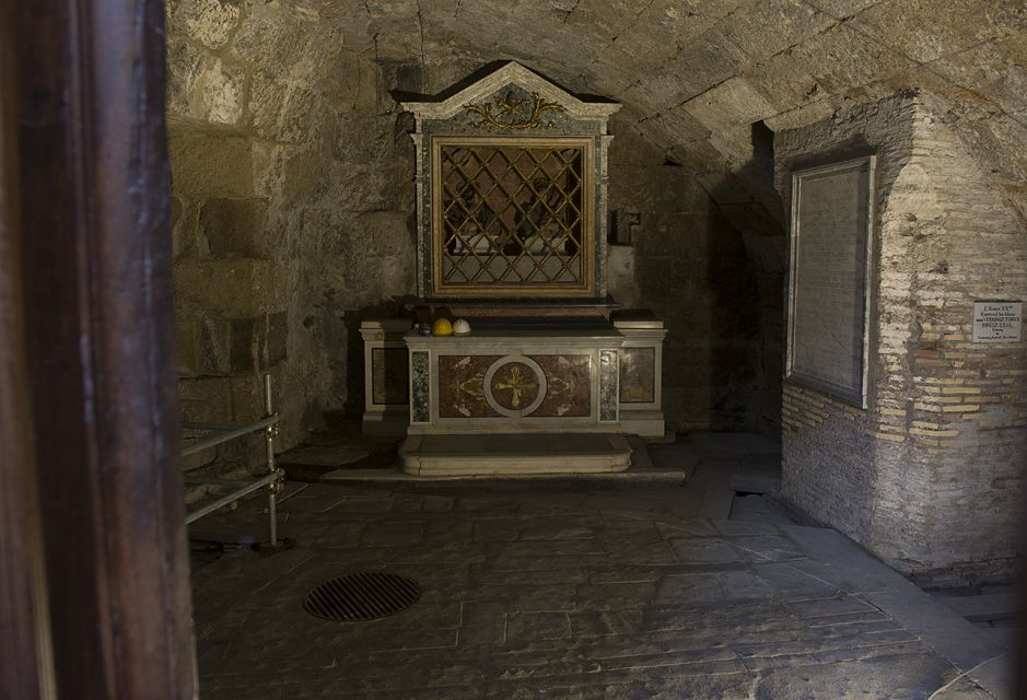 Rome: Mamertime Prison Entrance Ticket with Audio guide - Carcer Tullianum: Rome’s Oldest Prison Under Your Feet