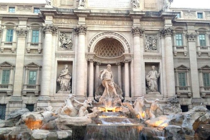 Rome Max 6 People Walking Tour: Pantheon, Trevi Fountain, Gelato - Starting at Piazza di Spagna: the Spanish Steps set the tone