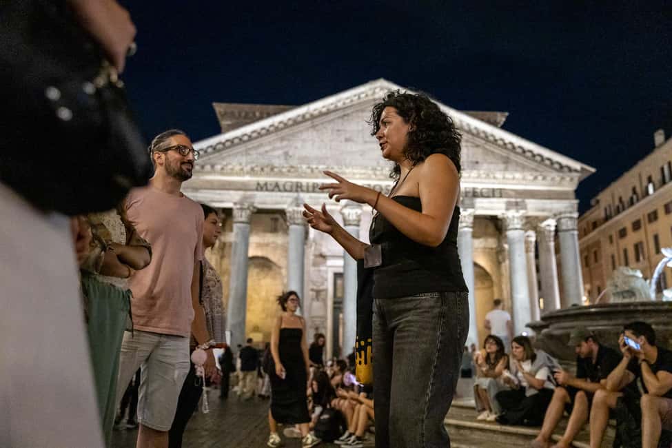 Rome: Moonlight Walking Tour – Free for Kids - Entering the night: where the tour starts and how it feels