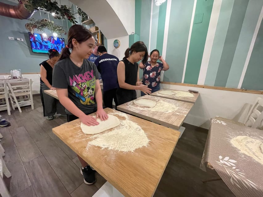 Rome: Neapolitan Pizza Cooking Class in Front of the Vatican - Eating outside with wine: the part you’ll remember
