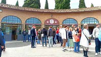 Rome: Official Catacombs Guided Tour with Golf Cart Shuttle - Why the Appian Way Route Makes This Tour Worth It