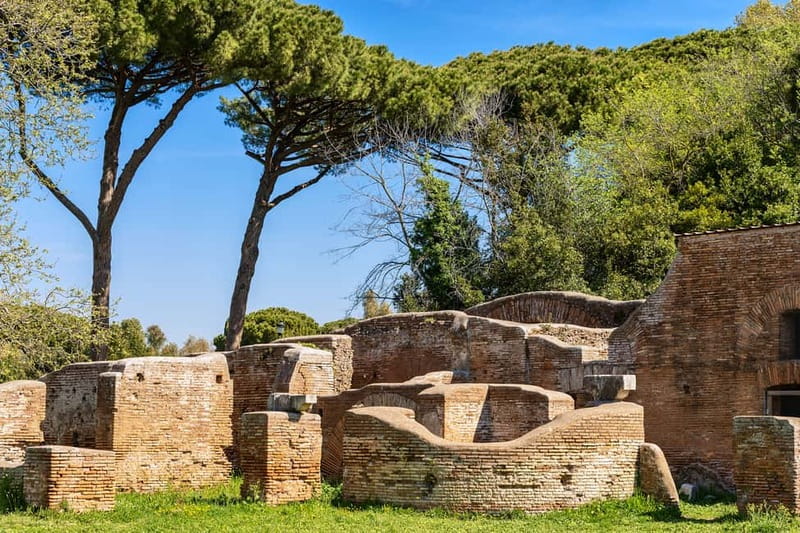 Rome: Ostia Antica Archaeological Park Ticket & Audio App - Apartment Blocks and Villas: Homes, Work, and Daily Life