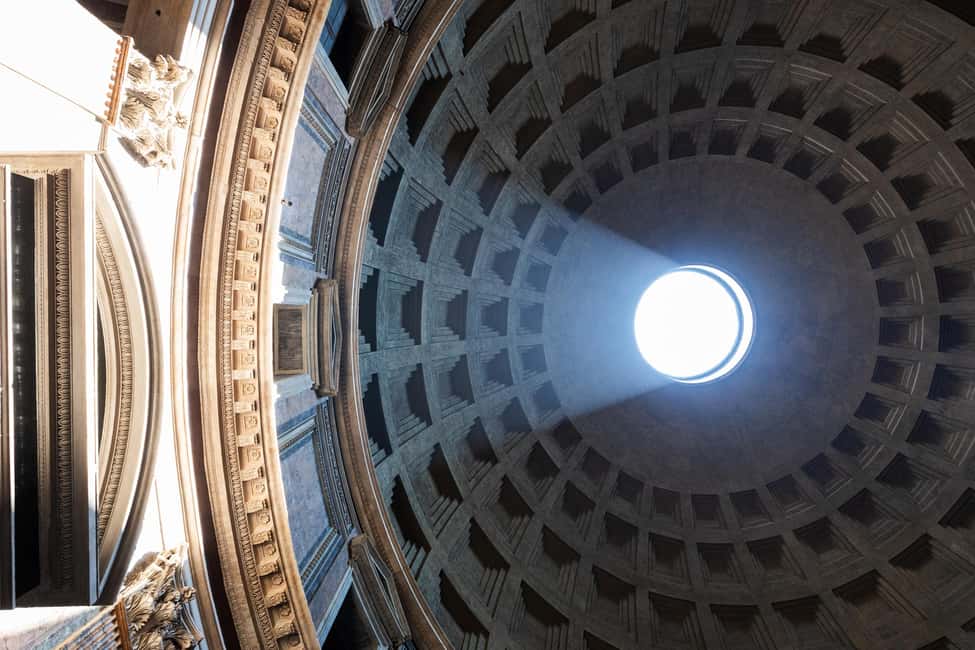 Rome: Pantheon Guided Tour with Skip-the-line Ticket - The dome and oculus: the daylight effect you can’t fake