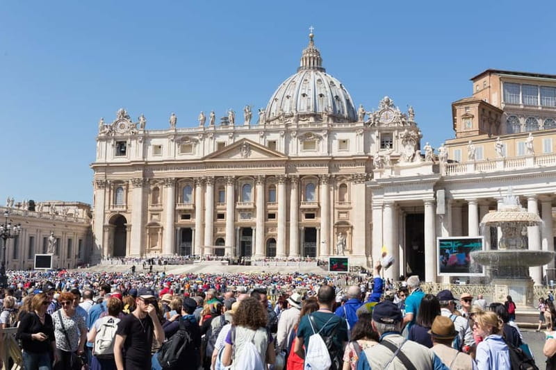 Rome: Papal Audience with Pope Leo XIV & Expert Guide - Key things you’ll notice right away