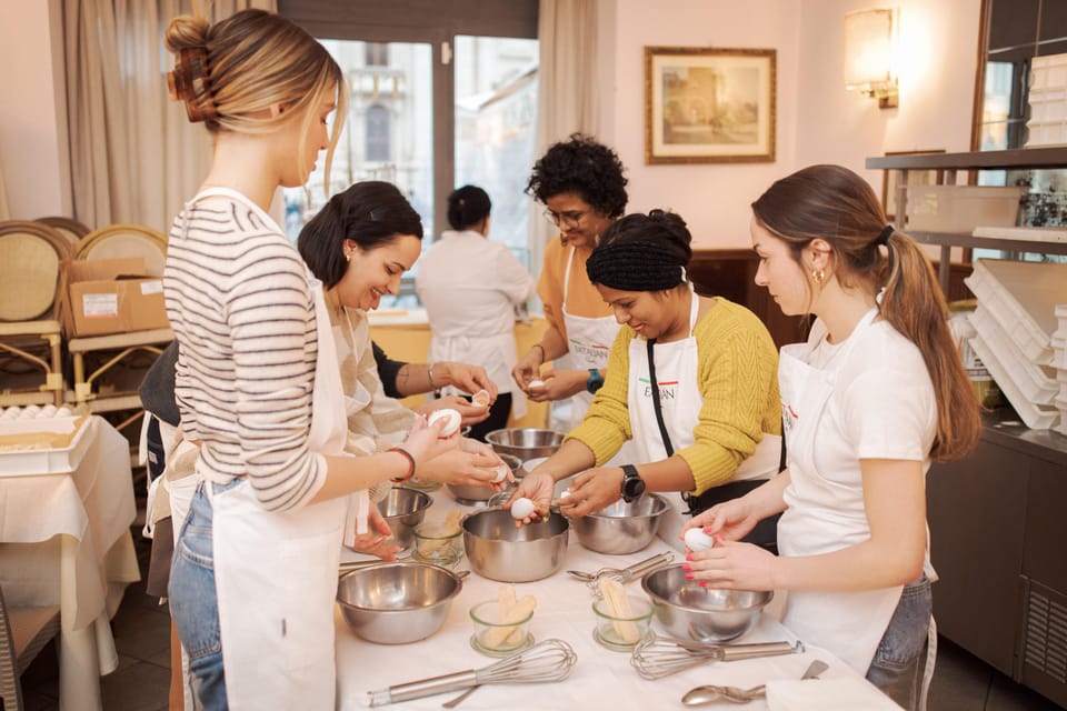 Rome: Pasta and Tiramisu Cooking Class in Piazza Navona - Bruschetta, Wine or Beer, and Your Pasta Served Like a Real Meal
