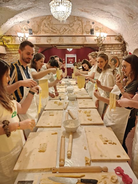 Rome: Pasta & Tiramisu Cooking Class near the Spanish Steps - Why this class fits perfectly into a Rome evening