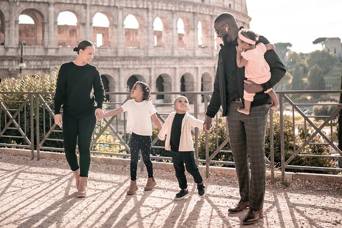 Rome: Photo Shoot in Rome with Professional Photographer - How the Photographer Keeps You Looking Good (Without Making It Awkward)