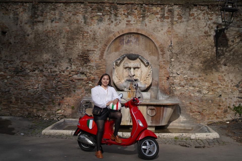 Rome: Photo Tour by Vespa Scooter - How you get 25 photos without turning into a photographer