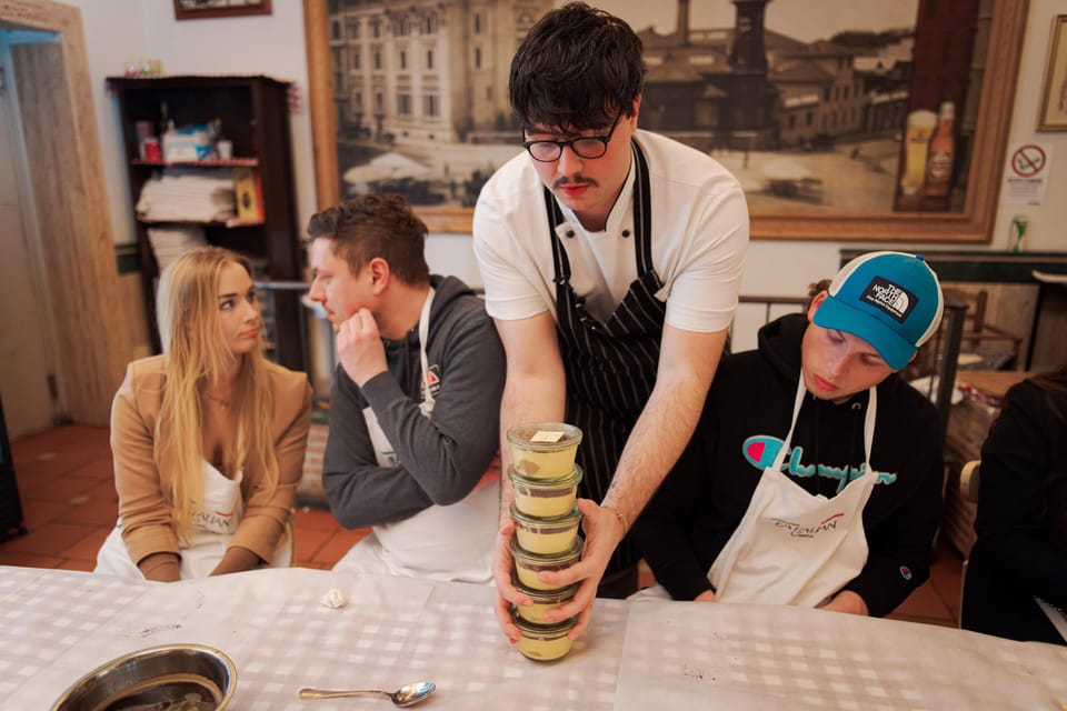 Rome: Pizza and Tiramisu Cooking Class in Piazza Navona - Drinks and Eating: Your Class Ends at the Table