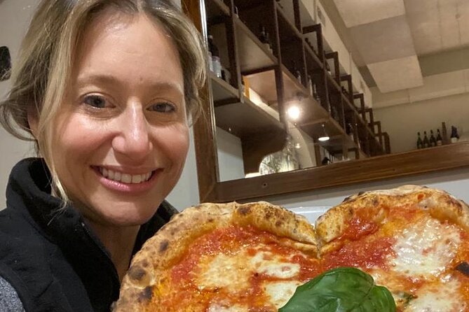 Rome: Pizza & Tiramisu Class with Free Flowing Fine Wine - Wine and drinks: the Roman lunch pace (and what to watch for)