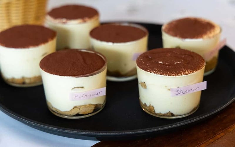 Rome: Pizza & Tiramisu Making Class with Wine & Limoncello - Tiramisu Layering: The Dessert Section That Feels Like Magic