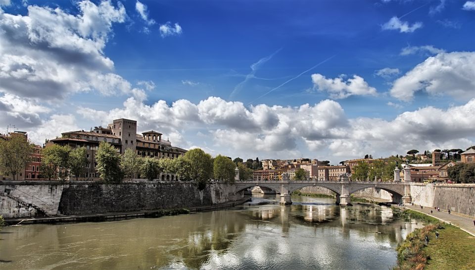 Rome: Private Customized Walking Tour with a Local Host - Optional attraction visits: good to know what may cost extra