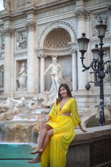 Rome: Private Photoshoot at the Trevi Fountain - Price and value: why $68 per group up to 6 can make sense