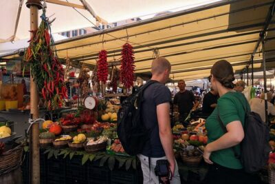 Rome Private Wine & Food Tour Trastevere, Ghetto, Campo de Fiori - The Giordano Bruno stop and how Campo de’ Fiori sets the pace
