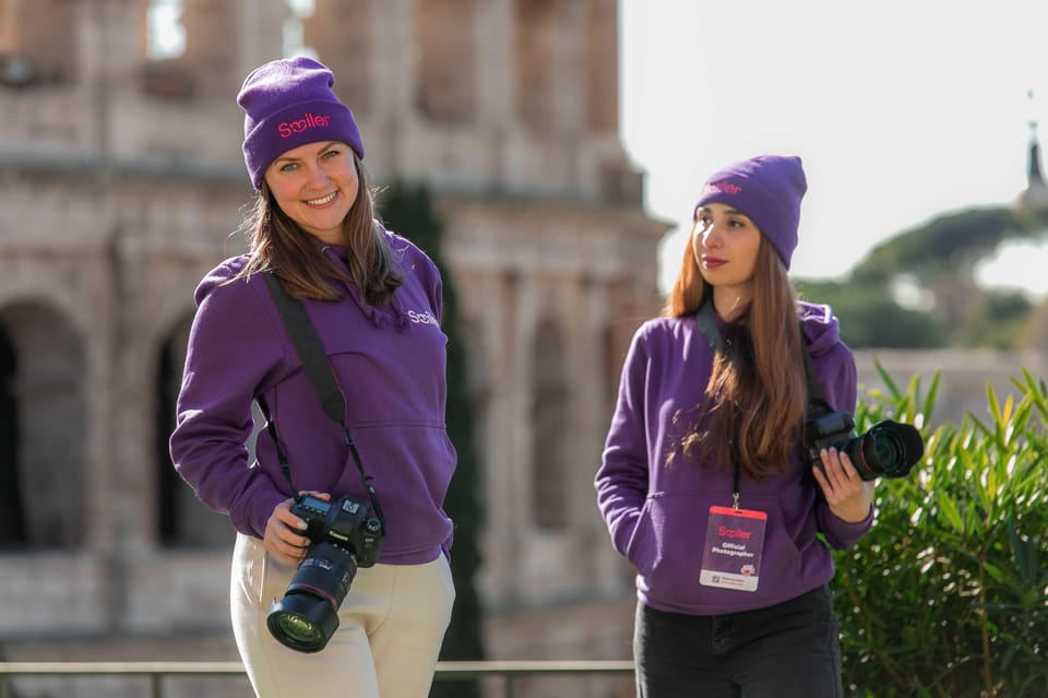 Rome: Romantic Photoshoot for Couples - The Spanish Steps Photo Stop: Why That Corner Works for Couples