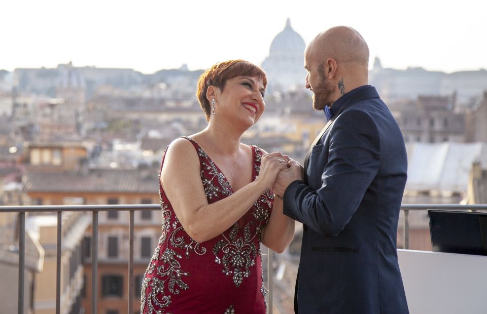 Rome: Rooftop Bar Opera Show - The Palazzo Pamphilj rooftop is why this works